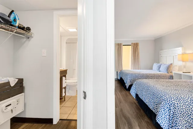 $159,900 | 6900 North Ocean Boulevard, Unit 1406, Myrtle Beach, SC 29572