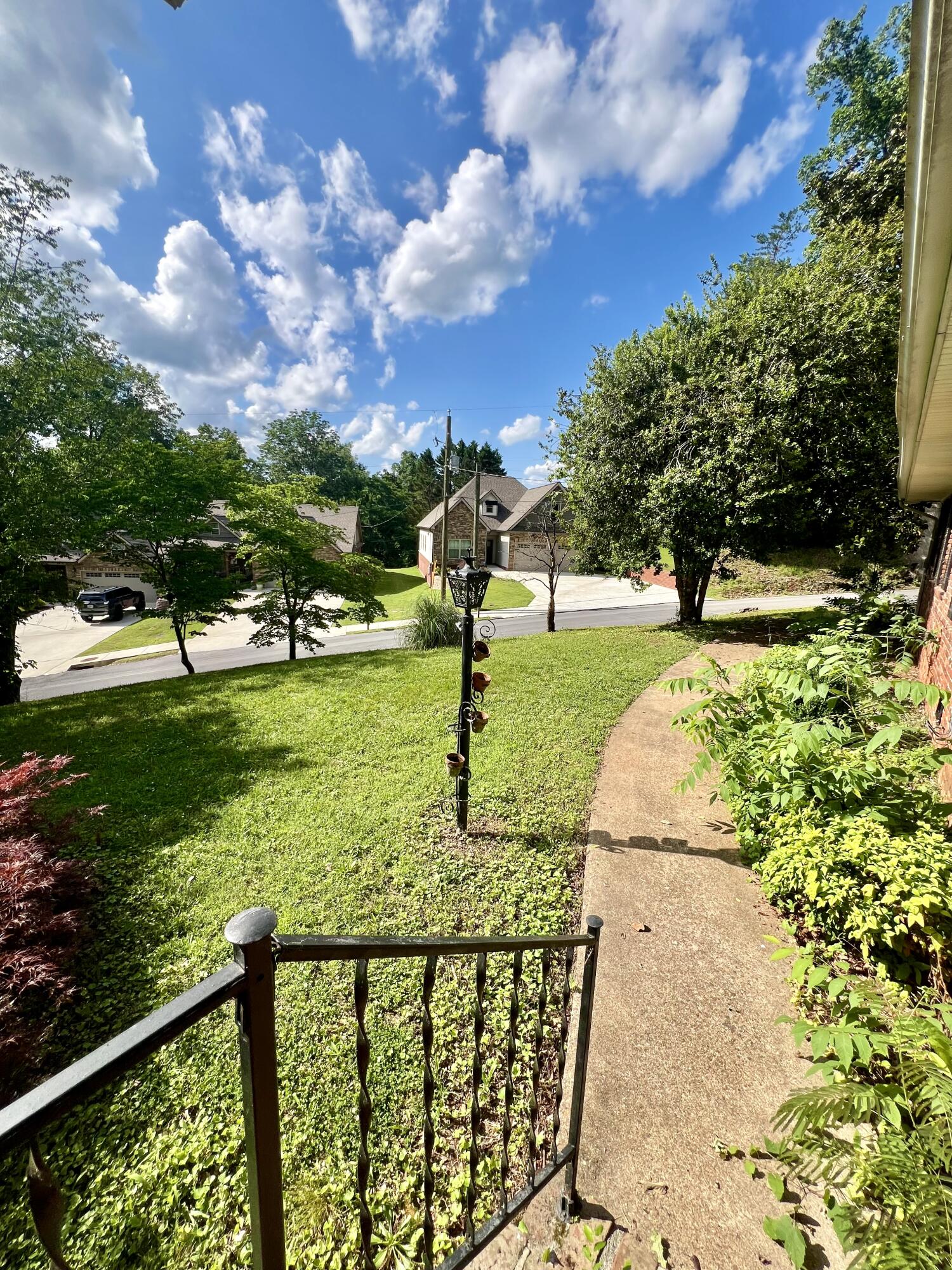297 Old County Road Ringgold, GA 30736 - Photo 3 of 30 *
