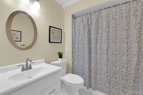 $185,000 | 243 West Jefferson Avenue, Unit 4, St. Louis, MO 63122