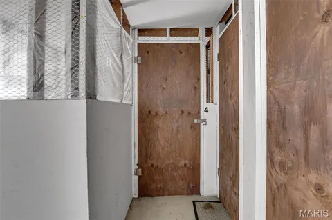 $185,000 | 243 West Jefferson Avenue, Unit 4, St. Louis, MO 63122