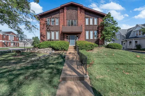 $185,000 | 243 West Jefferson Avenue, Unit 4, St. Louis, MO 63122