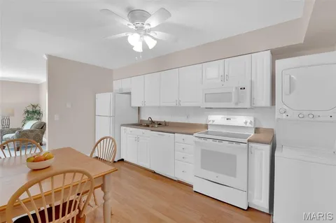 $185,000 | 243 West Jefferson Avenue, Unit 4, St. Louis, MO 63122