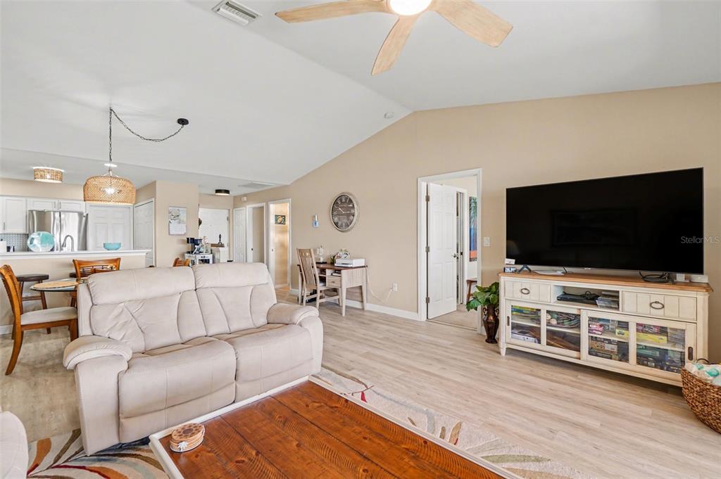 26333 Nadir Road, Unit 111 Punta Gorda, FL 33983 - Photo 19 of 34