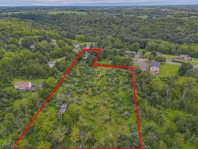 a picture of city view