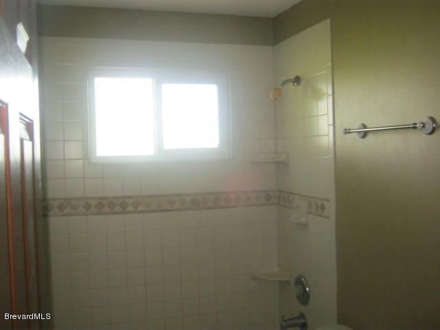 117 Deer Run Road Palm Bay, FL 32909 - Photo 12 of 14 Guest Bath