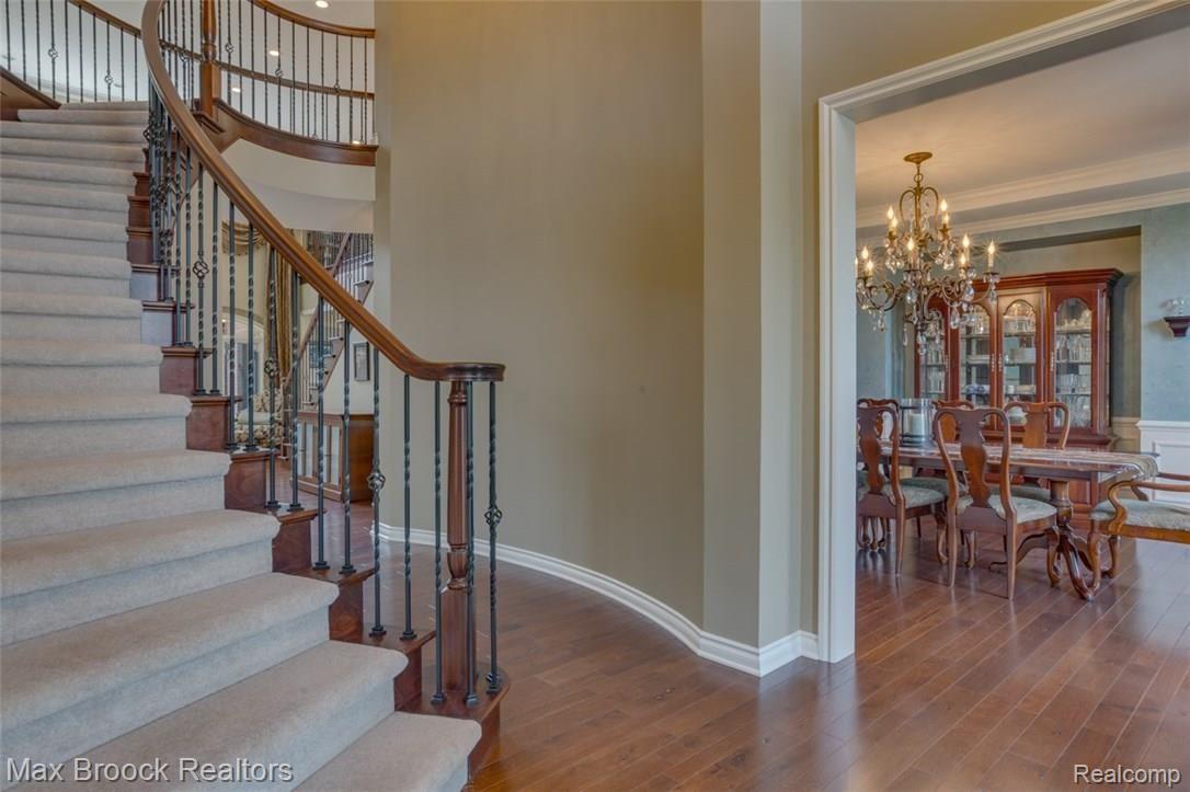 2766 North Addison Circle Rochester, MI 48306 - Photo 5 of 69 5 2766 Addison Circle_.jpg