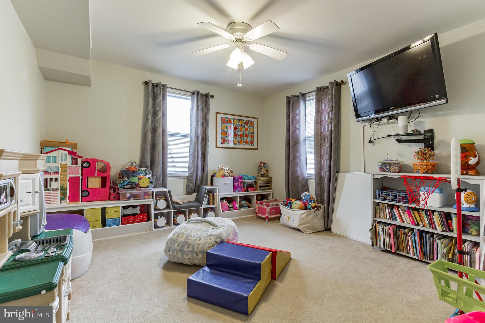 103 Alvil Road Wilmington, DE 19805 - Photo 11 of 30 Gallery Image 11