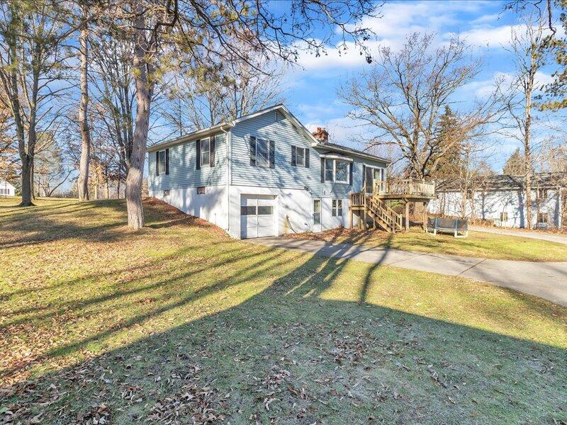 2525 Robinson Road Jackson, MI 49203 - Photo 32 of 37 32-2525-Robinson-Rd-WindowStill-Real-Est