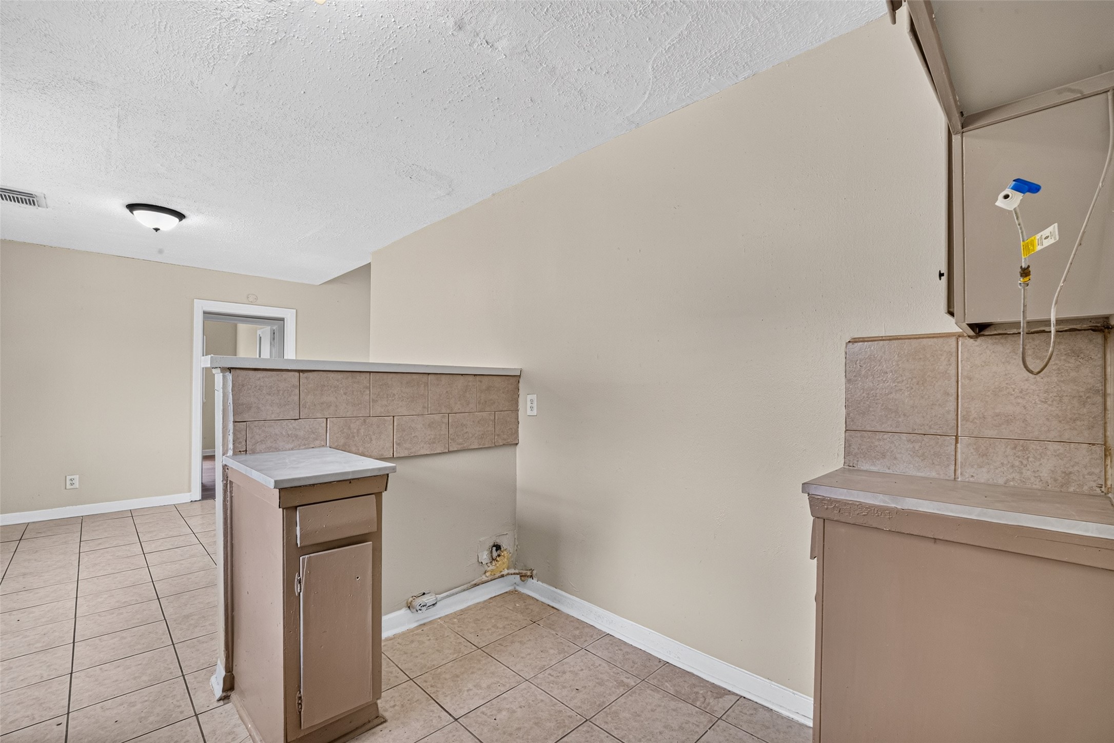 1307 Camden Road Pasadena, TX 77502 - Photo 20 of 37 Gallery Image 20