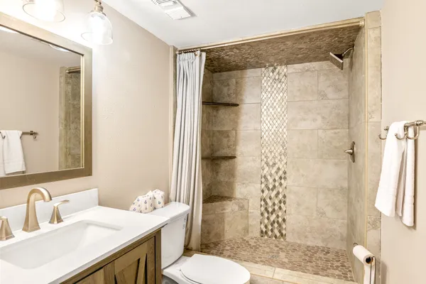 $389,900 | 7310 Seawall Boulevard, Unit 1106, Galveston, TX 77551