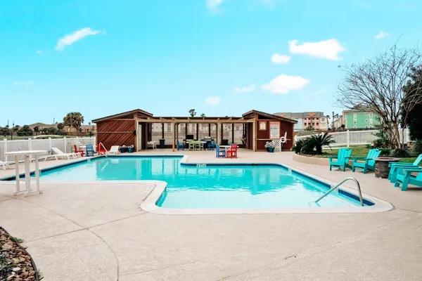 $389,900 | 7310 Seawall Boulevard, Unit 1106, Galveston, TX 77551