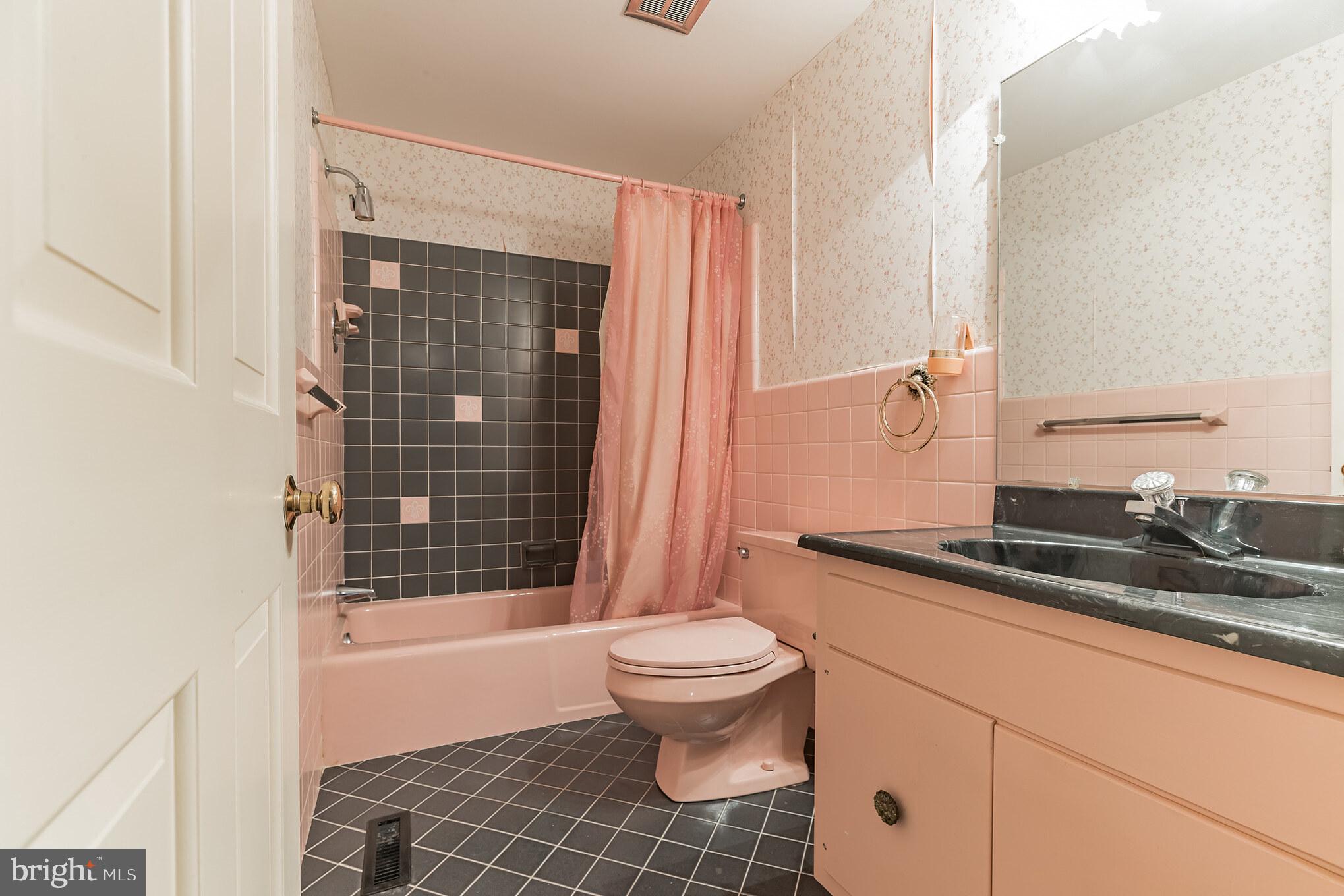 6 Forest View Road Rose Valley, PA 19086 - Photo 31 of 39 Gallery Image 31