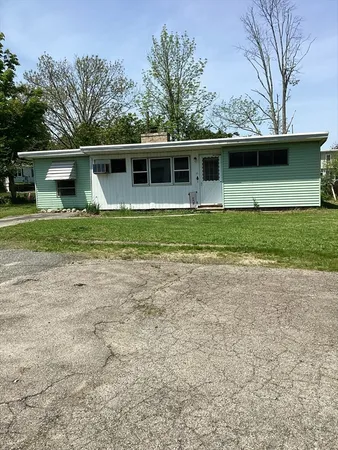 $333,000 | 11 Montauk Road, Brockton, MA 02301