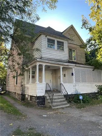 $99,900 | 4519 South Salina Street, Syracuse, NY 13205