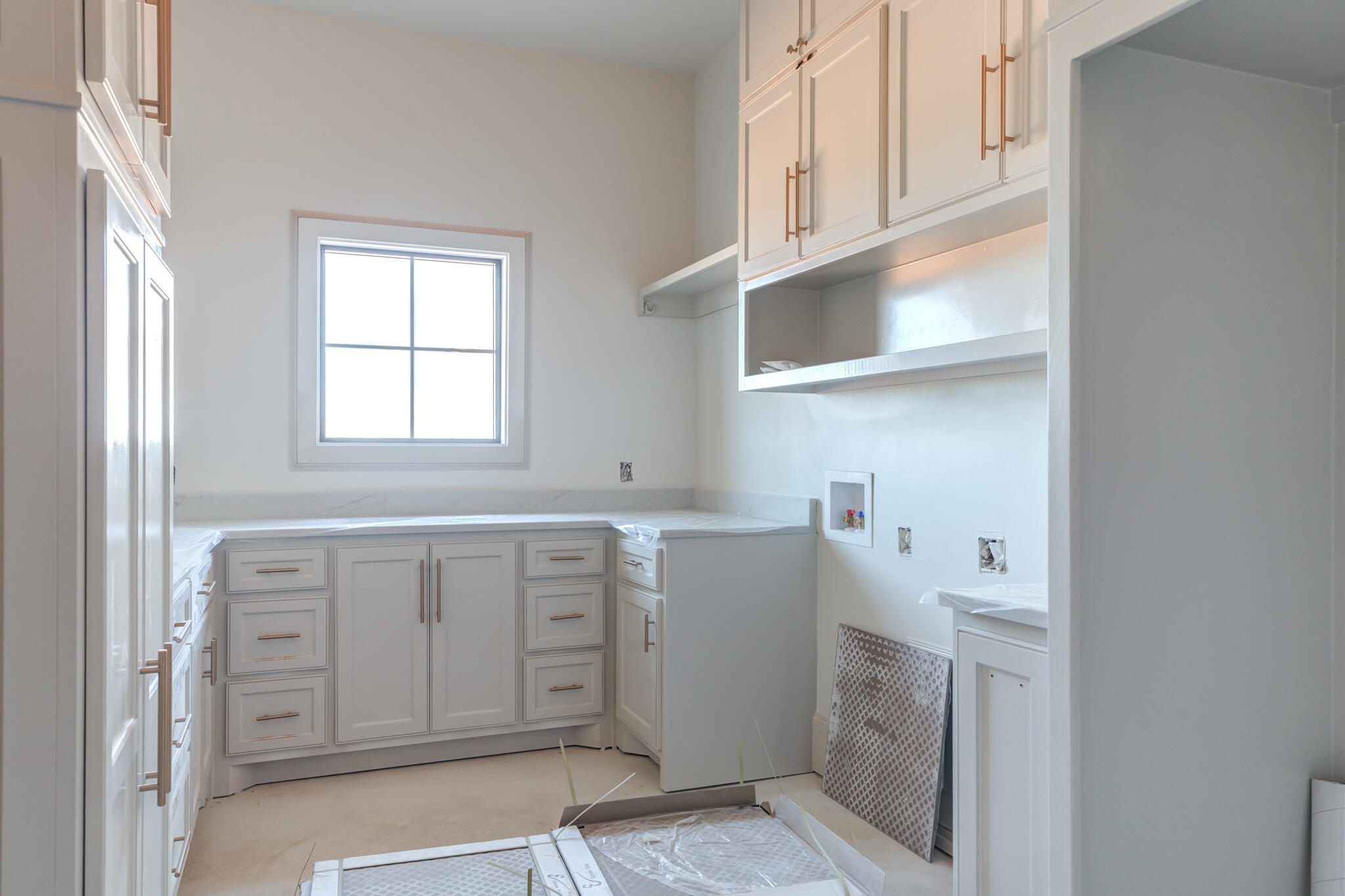 6309 Foster Road Ropesville, TX 79358 - Photo 11 of 38 a view of cabinets and window