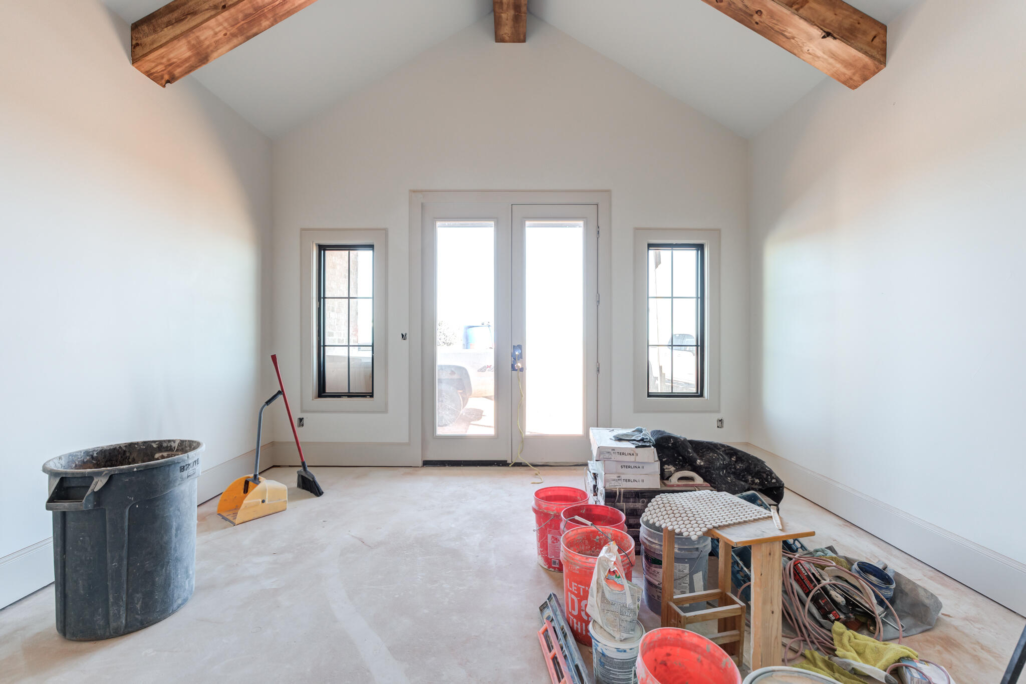 6309 Foster Road Ropesville, TX 79358 - Photo 17 of 38 a living room with furniture and a window
