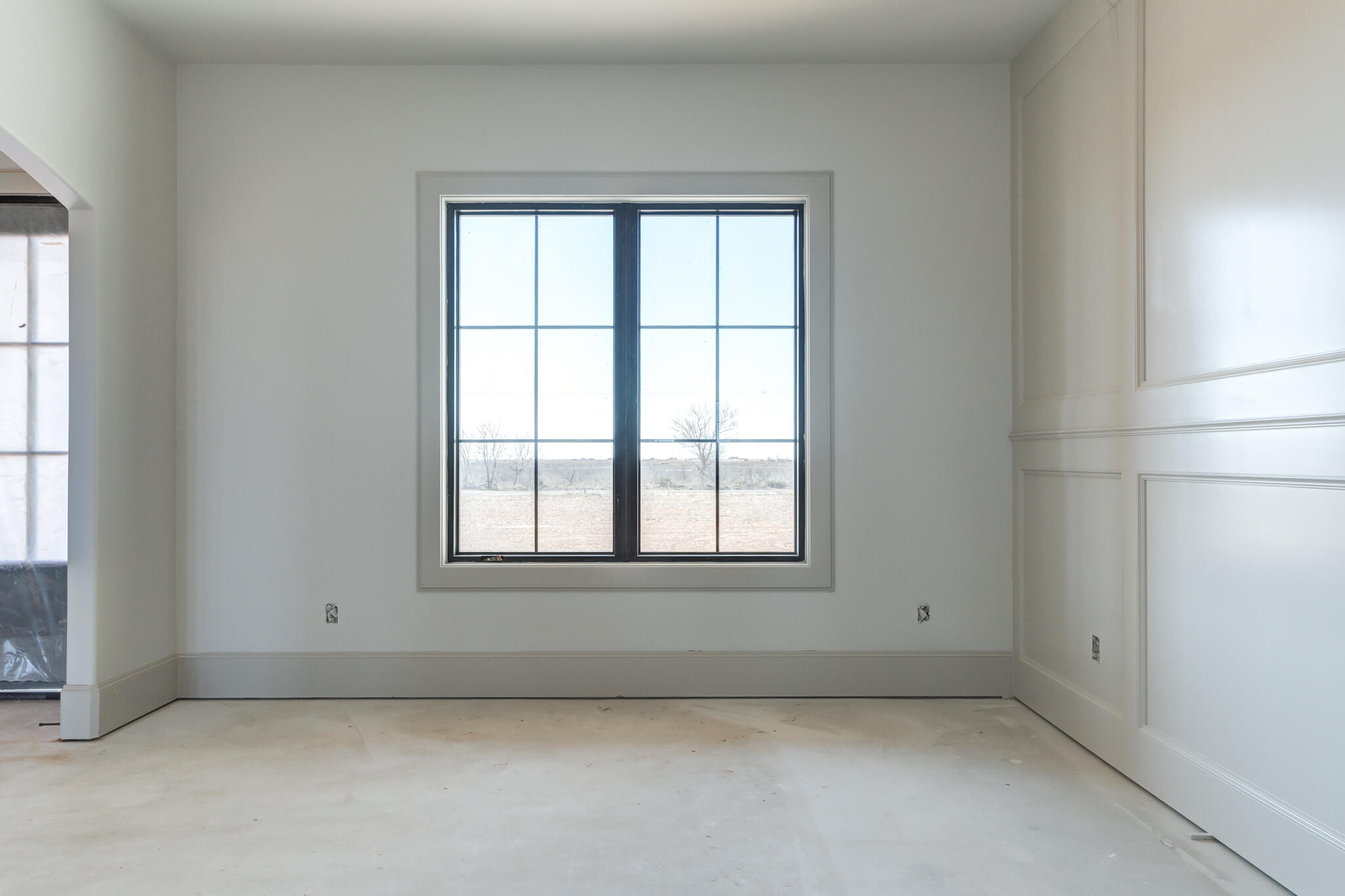 6309 Foster Road Ropesville, TX 79358 - Photo 28 of 38 an empty room with a window