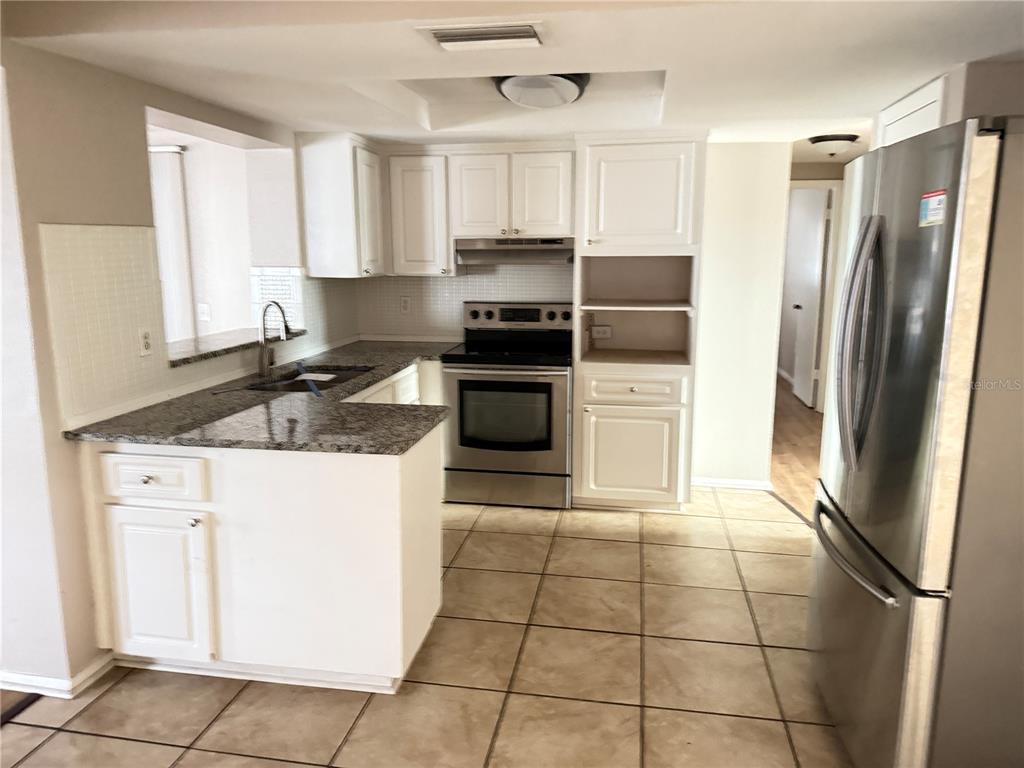 10820 Queens Road Port Richey, FL 34668 - Photo 10 of 24 Gallery Image 10