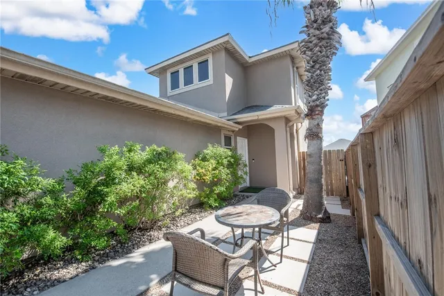 $410,000 | 15406 Gun Cay Court, Unit 806, Corpus Christi, TX 78418