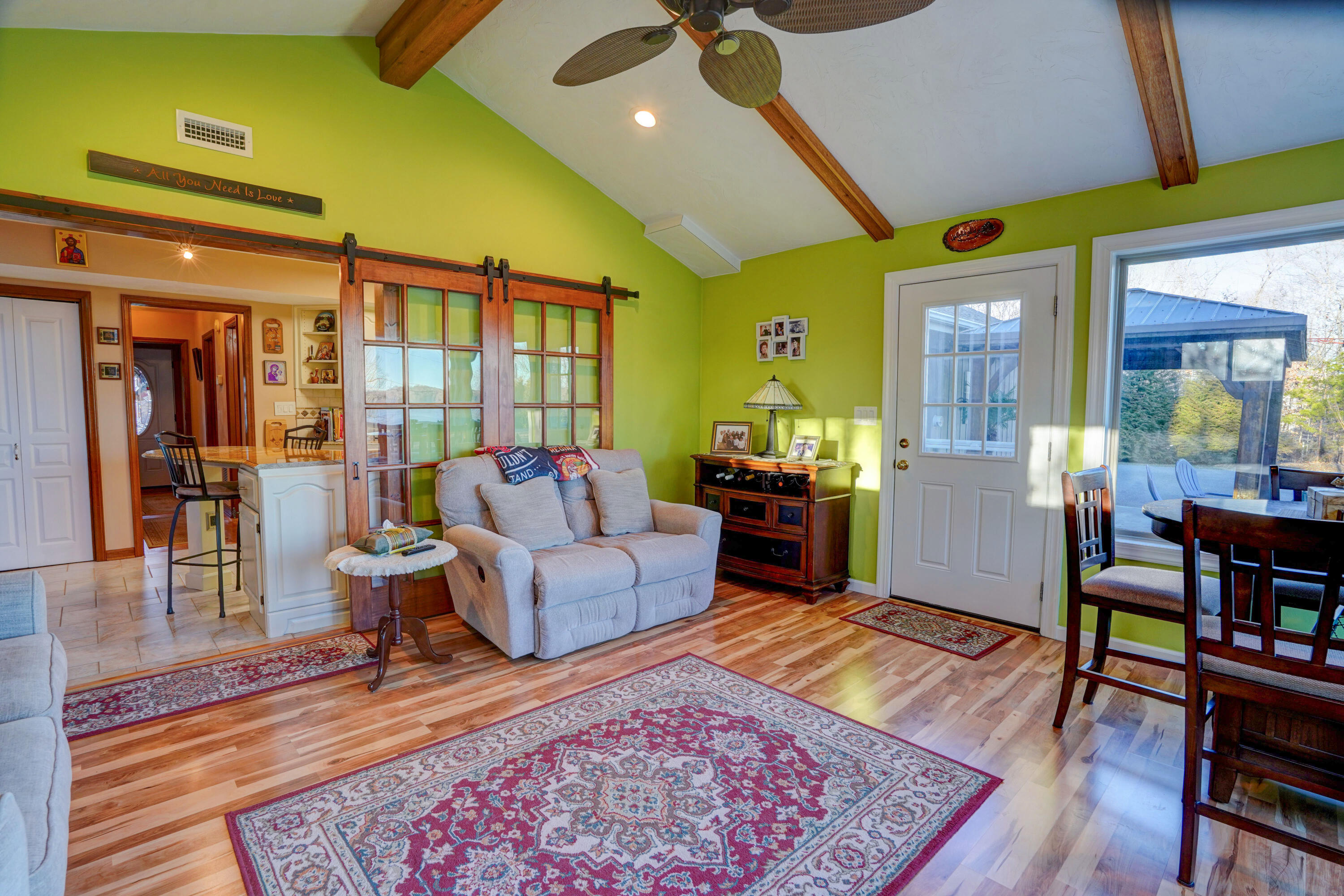 920 Oldfield Road Moneta, VA 24121 - Photo 21 of 49 Family Room