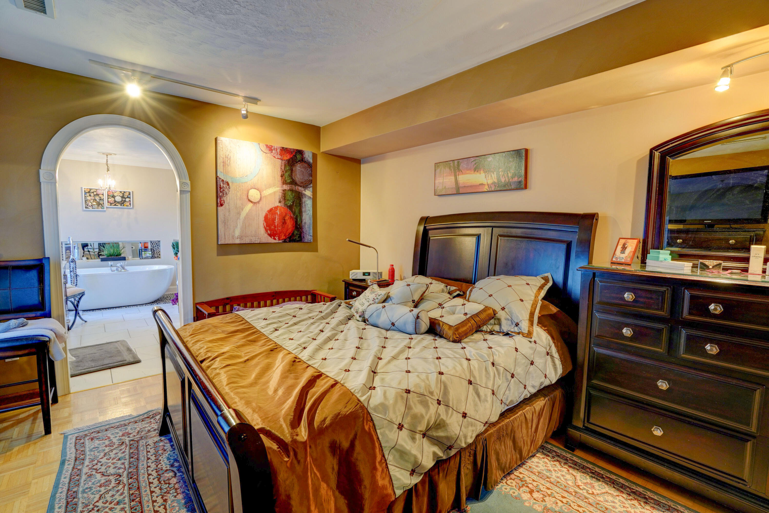920 Oldfield Road Moneta, VA 24121 - Photo 22 of 49 Primary Bedroom
