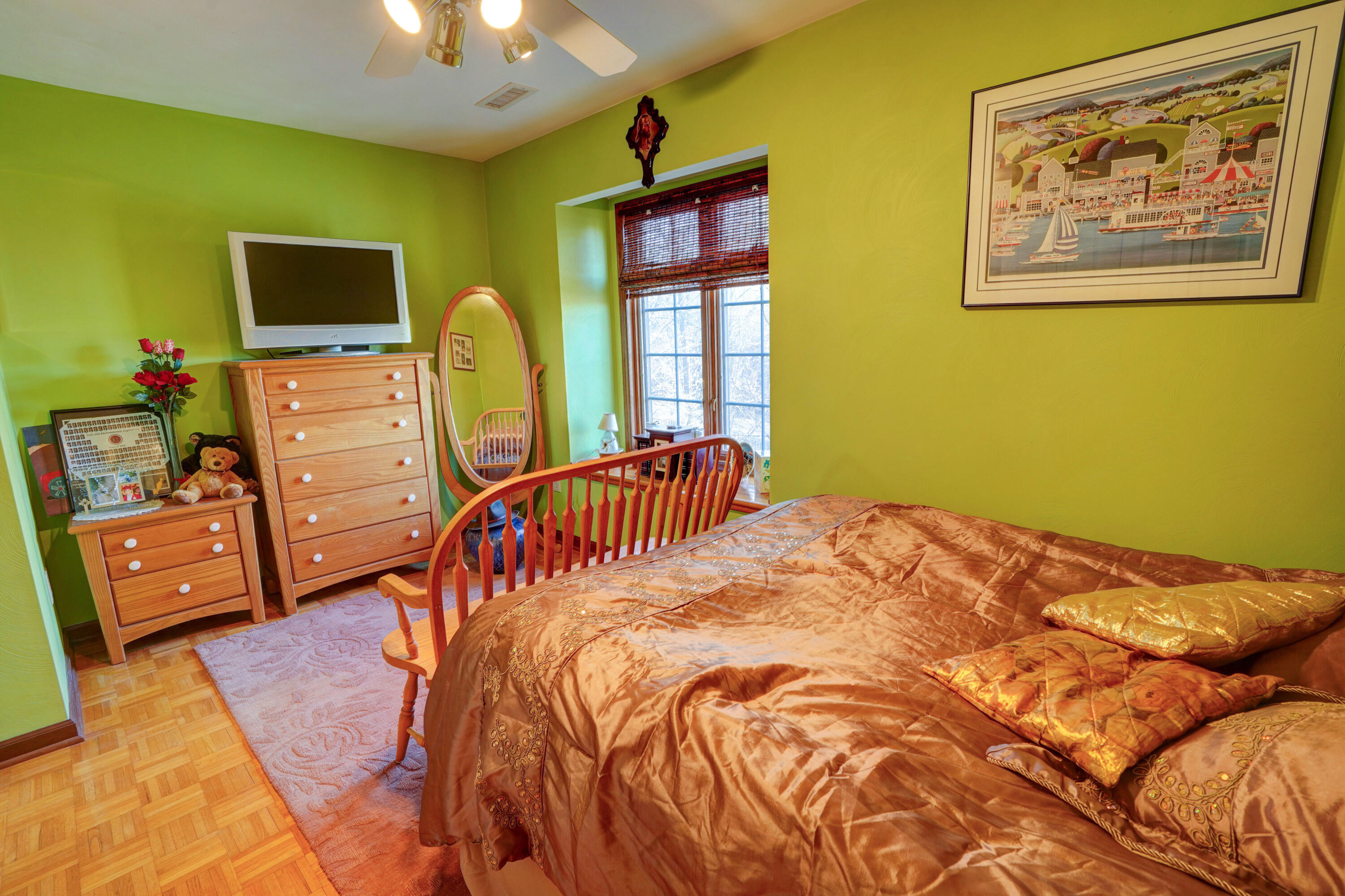 920 Oldfield Road Moneta, VA 24121 - Photo 33 of 49 Bedroom #2