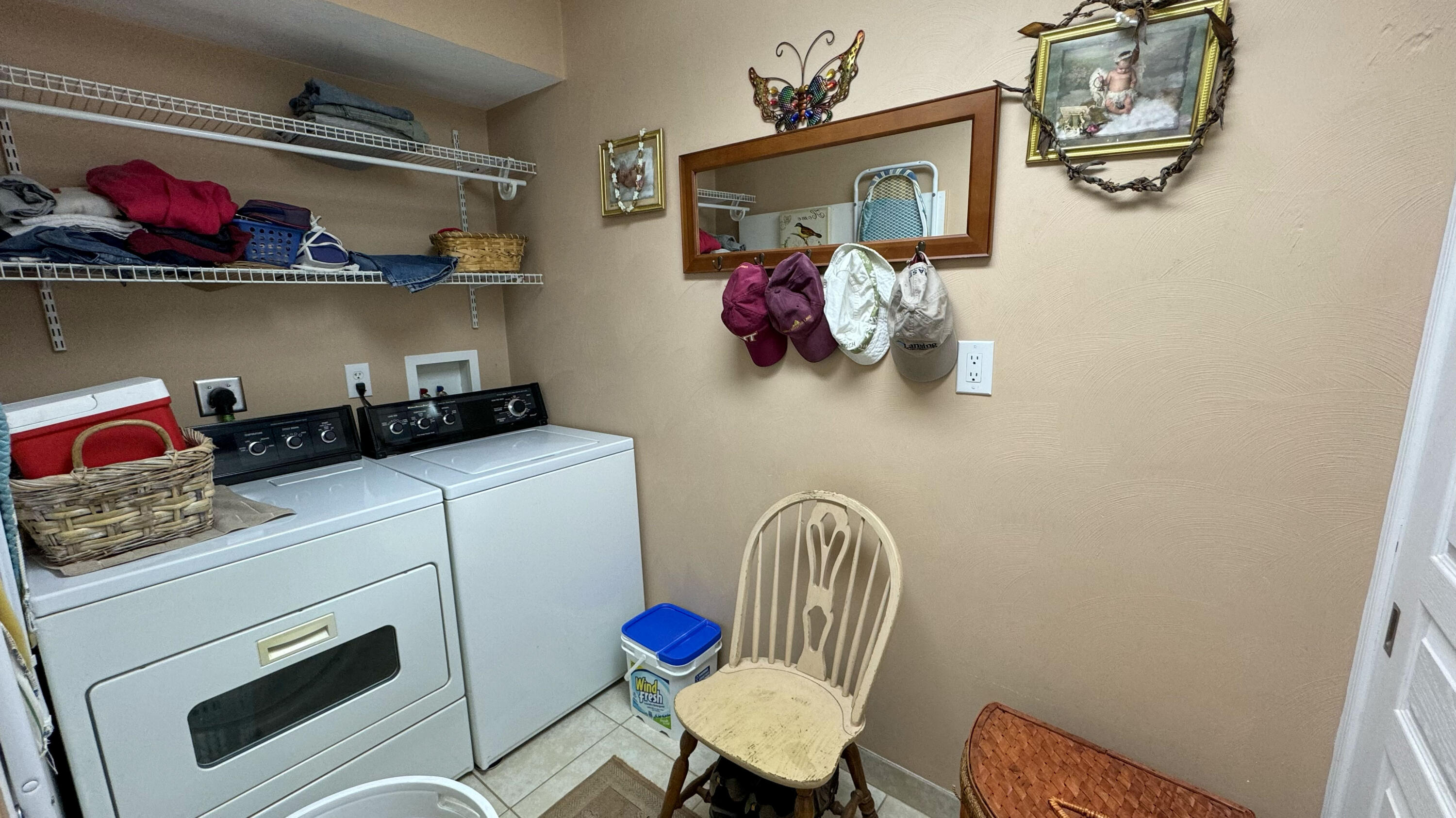 920 Oldfield Road Moneta, VA 24121 - Photo 38 of 49 Laundry Room