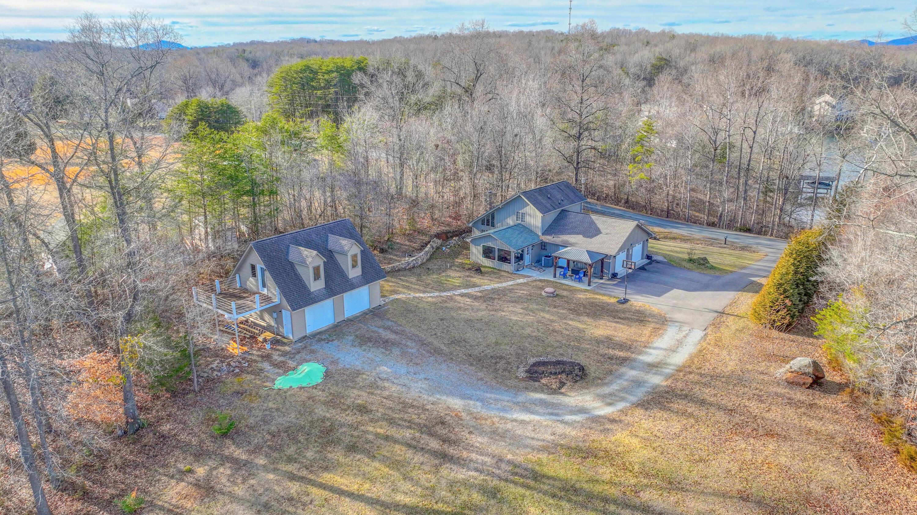 920 Oldfield Road Moneta, VA 24121 - Photo 46 of 49 Rear View