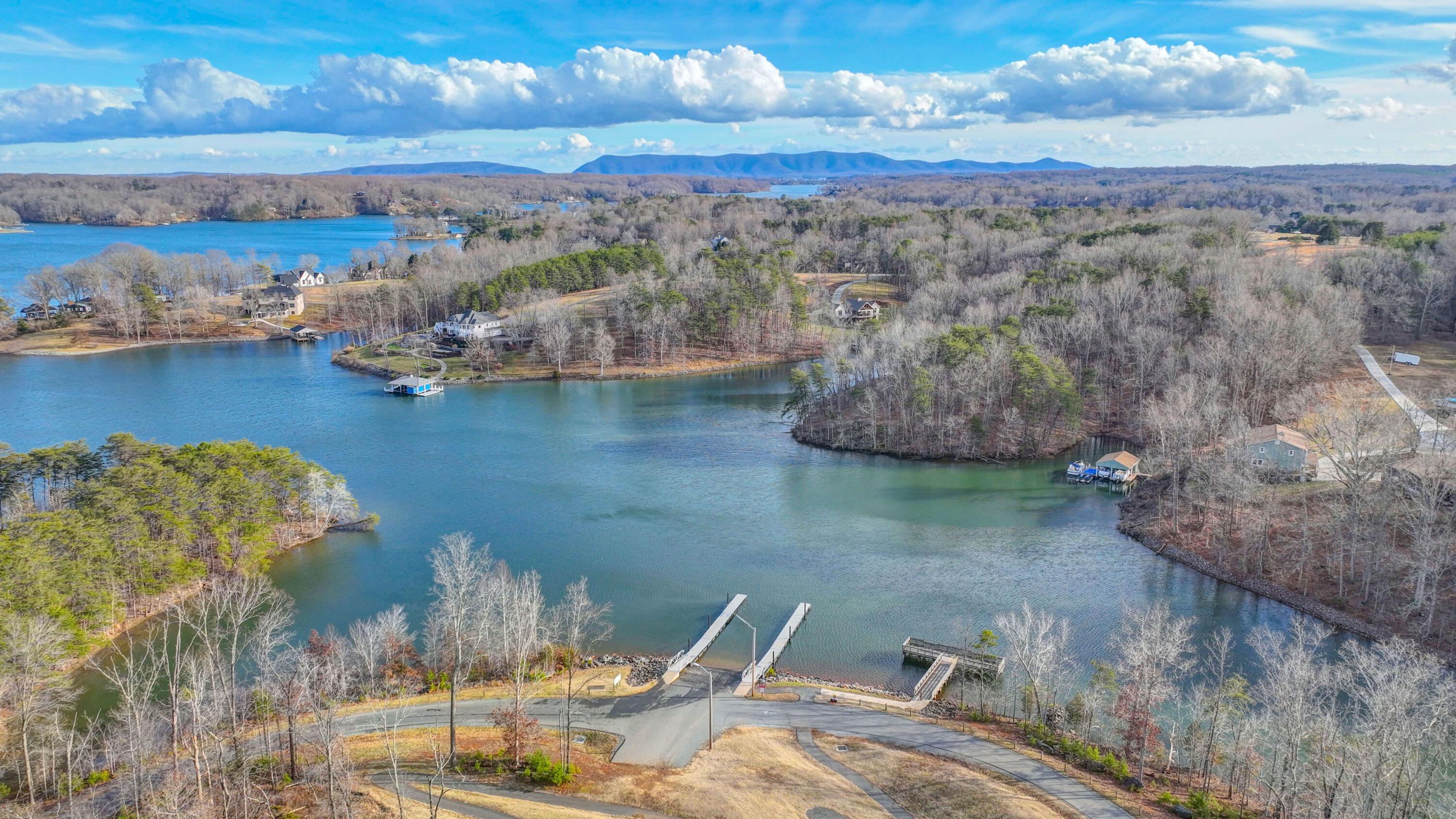 920 Oldfield Road Moneta, VA 24121 - Photo 48 of 49 Water Access