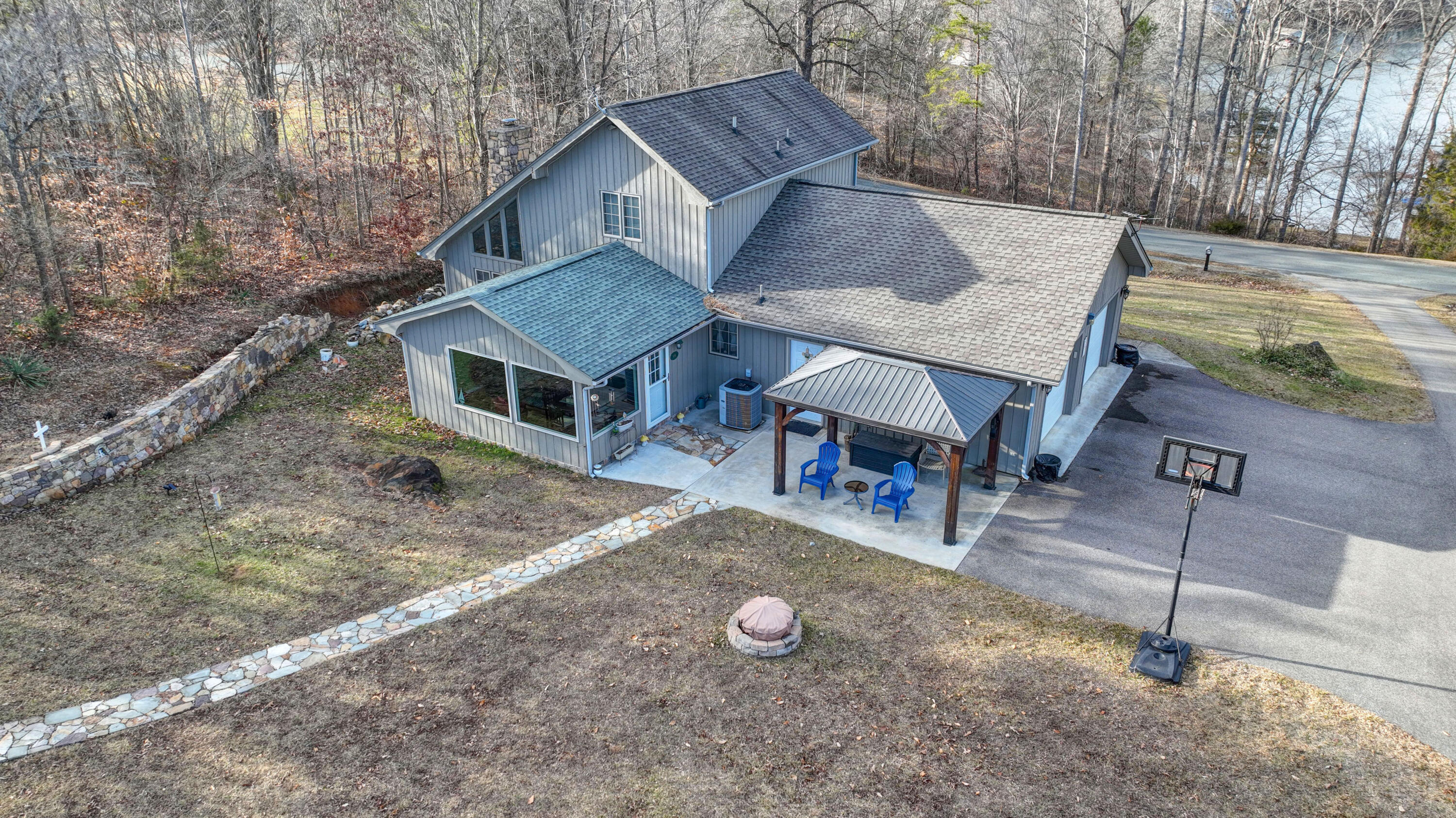 920 Oldfield Road Moneta, VA 24121 - Photo 5 of 49 Rear View