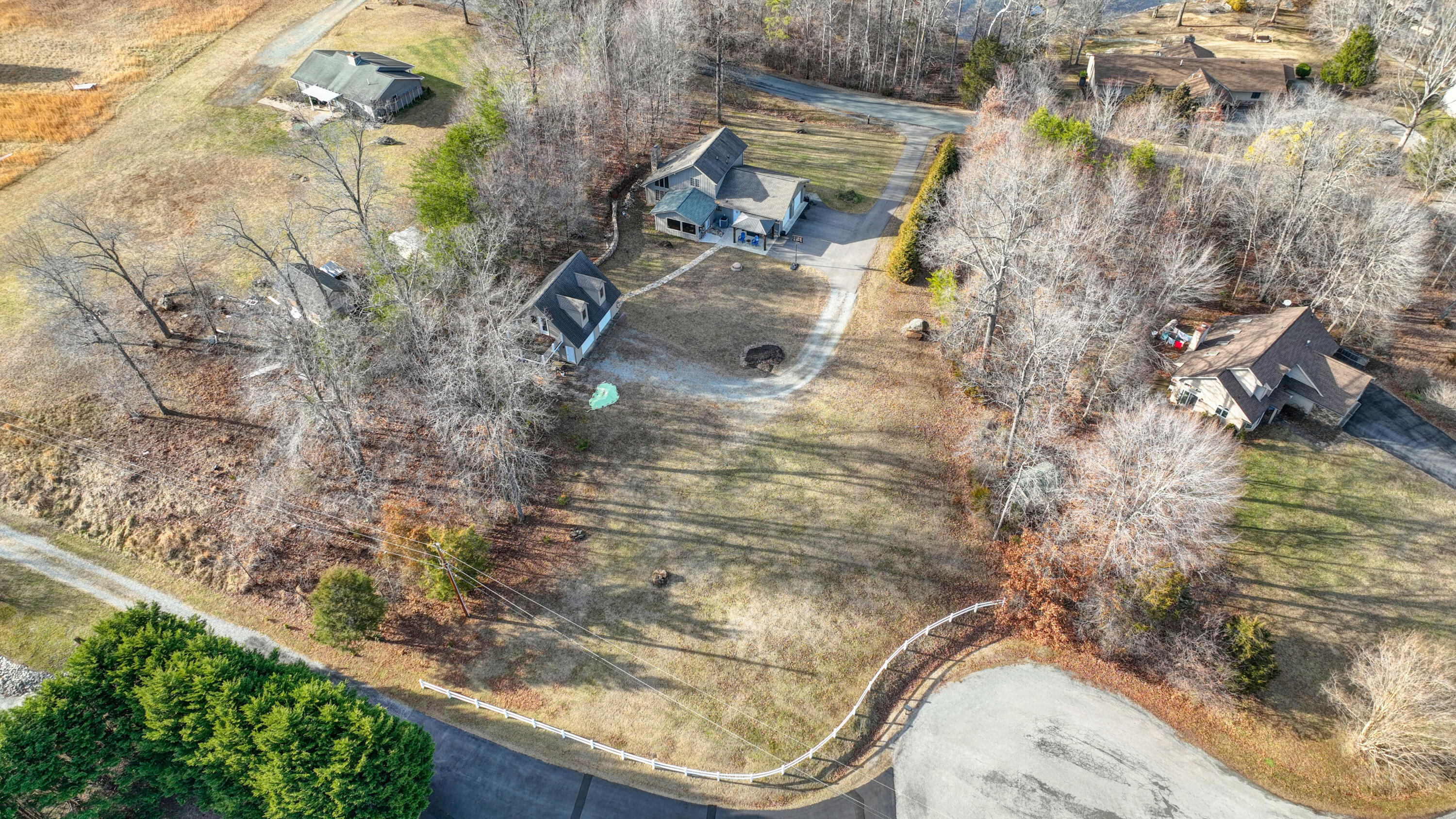 920 Oldfield Road Moneta, VA 24121 - Photo 7 of 49 Property View