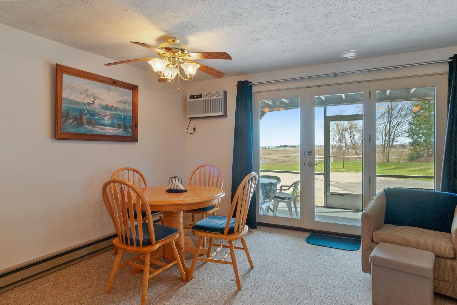 1801 Post Road, Unit 144 Wells, ME 04090 - Photo 9 of 15 Dining Area