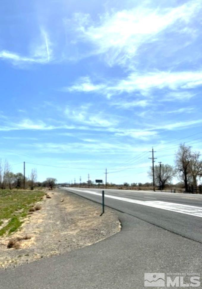 7278 Reno Highway Fallon, NV 89406 - Photo 2 of 17 a view of a street with an ocean