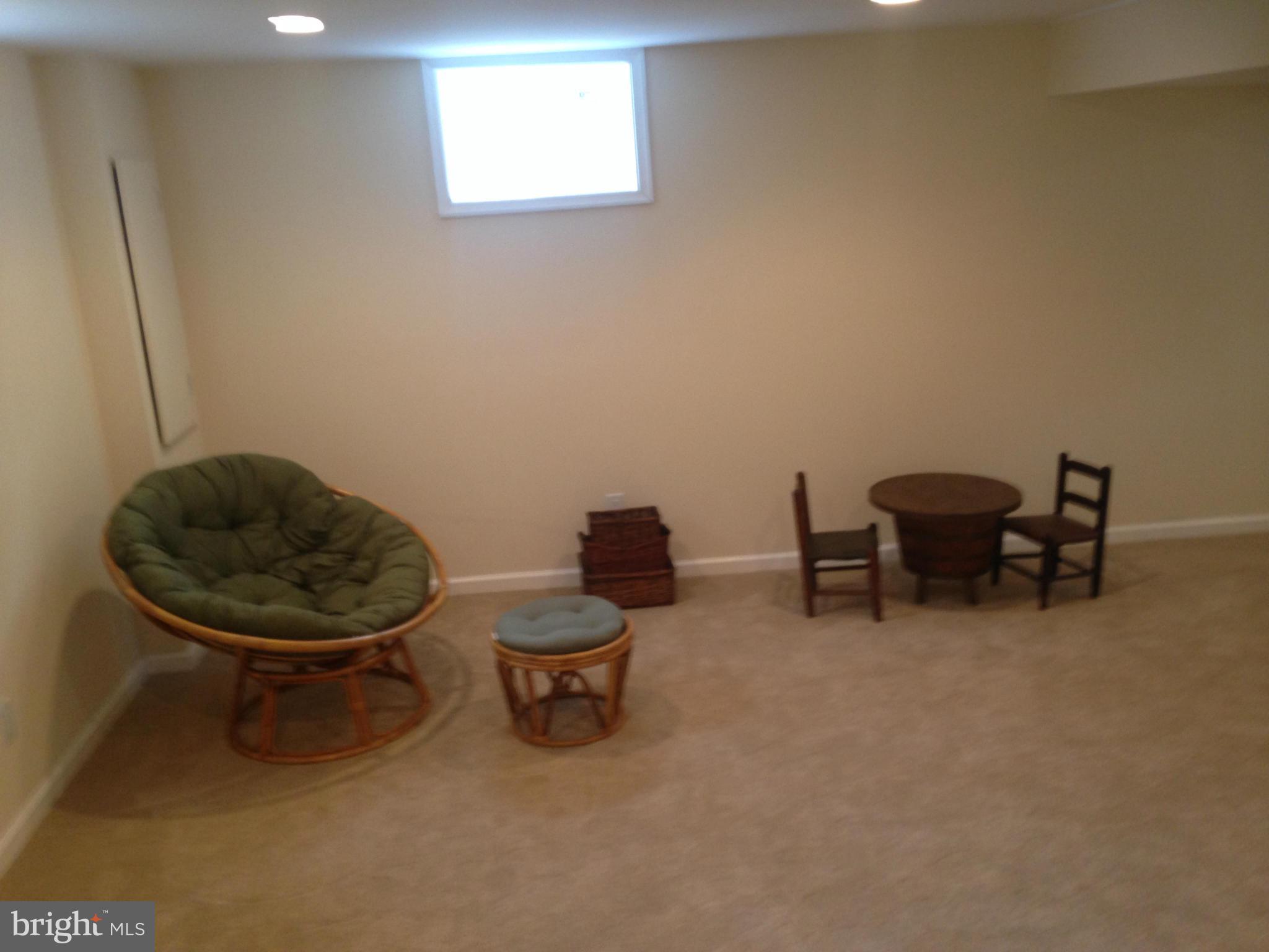 5637 Fisher Road Temple Hills, MD 20748 - Photo 14 of 17 Family Room