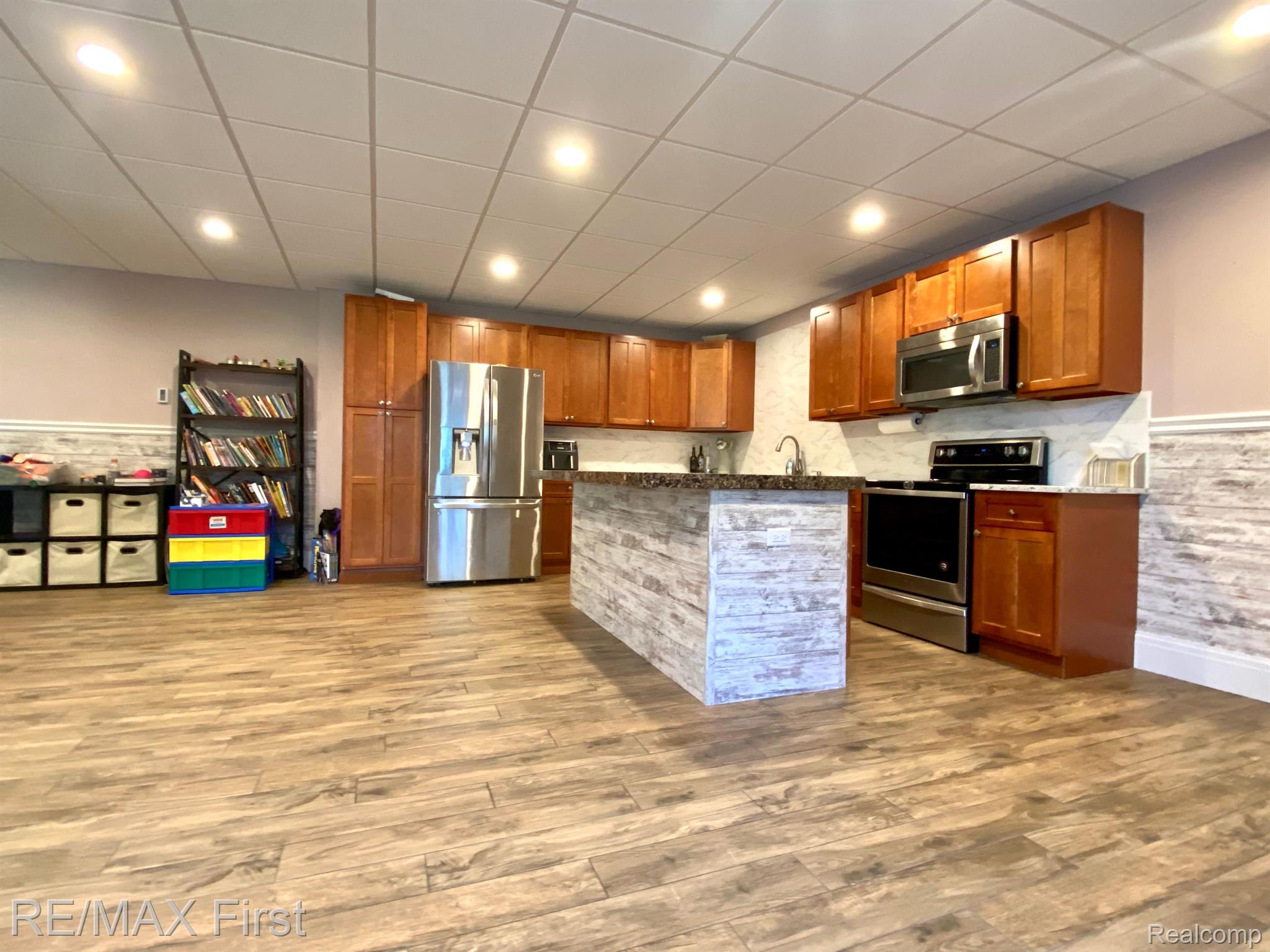 850 South Boulevard West Rochester, MI 48307 - Photo 24 of 33 Gallery Image 24