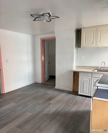 $800 | 440 Main Street, Unit C, Winchester, CT 06098