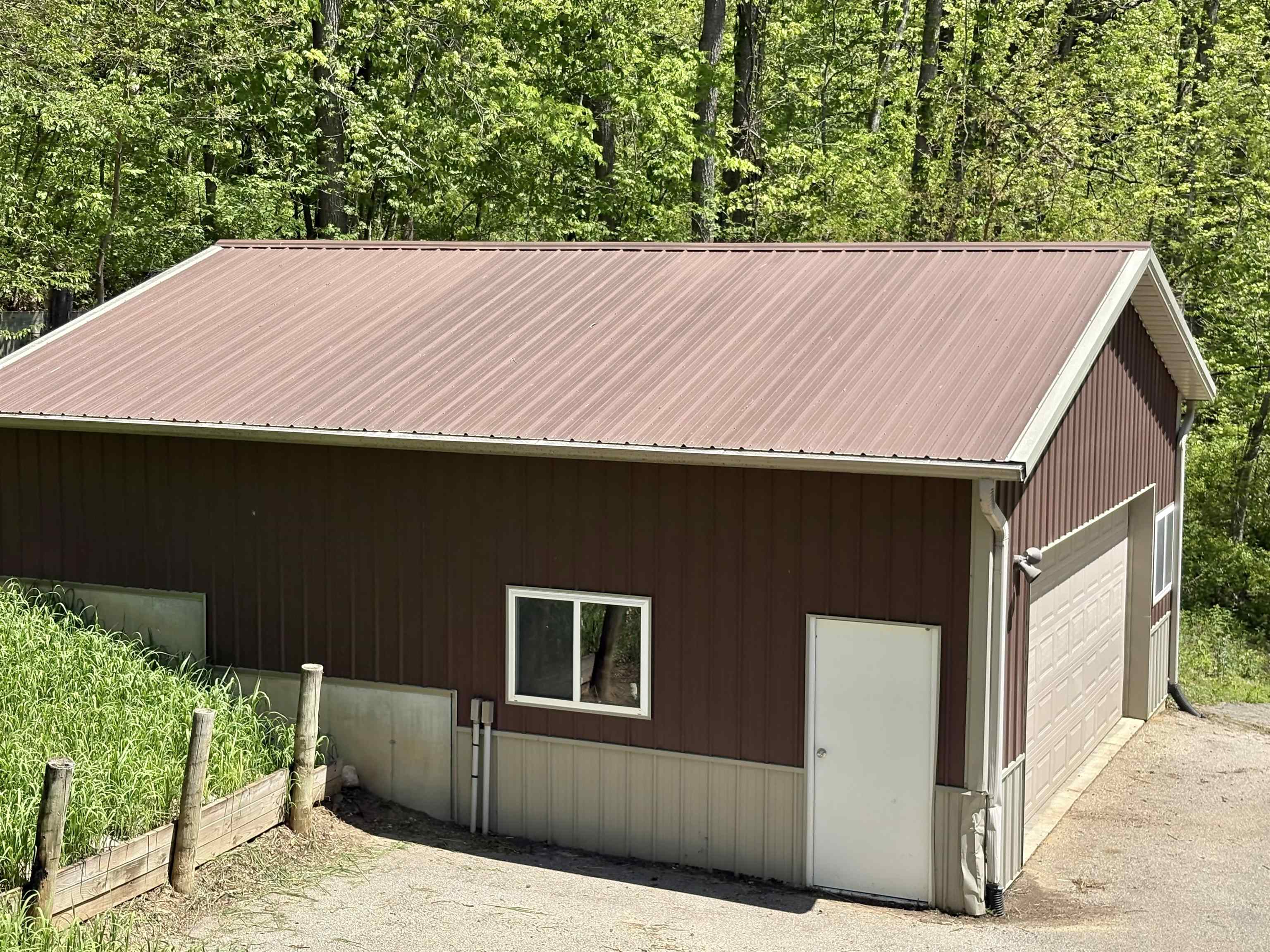 63368 County Road North Prairie du Chien, WI 53821 - Photo 14 of 48