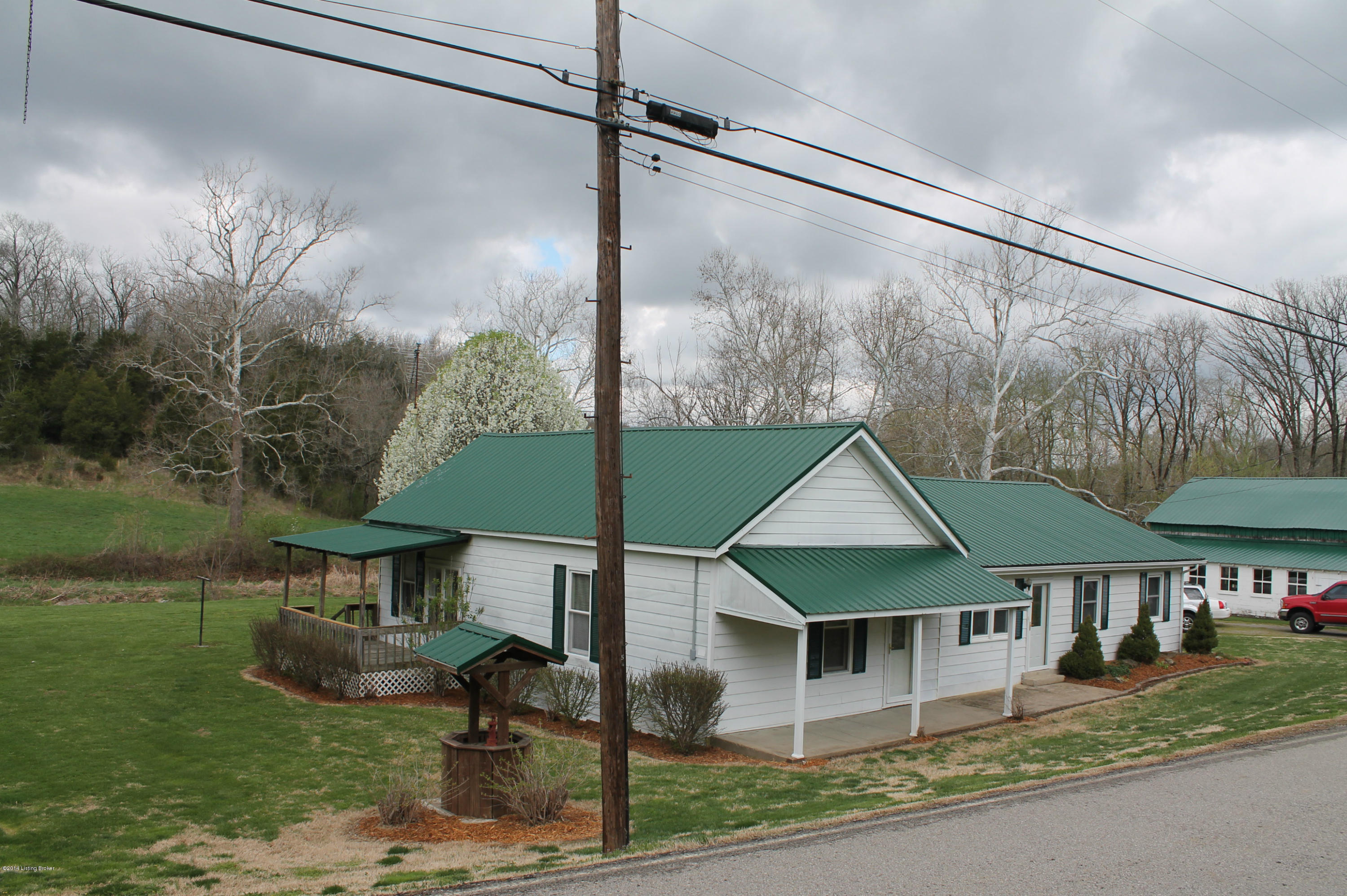 9900 Broad Run Road Louisville, KY 40299 - Photo 3 of 73 IMG_2042