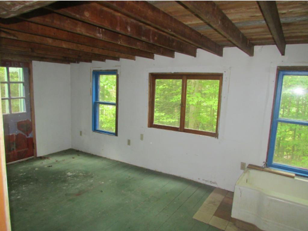 383 Centerbar Road Barton, VT 05875 - Photo 5 of 12