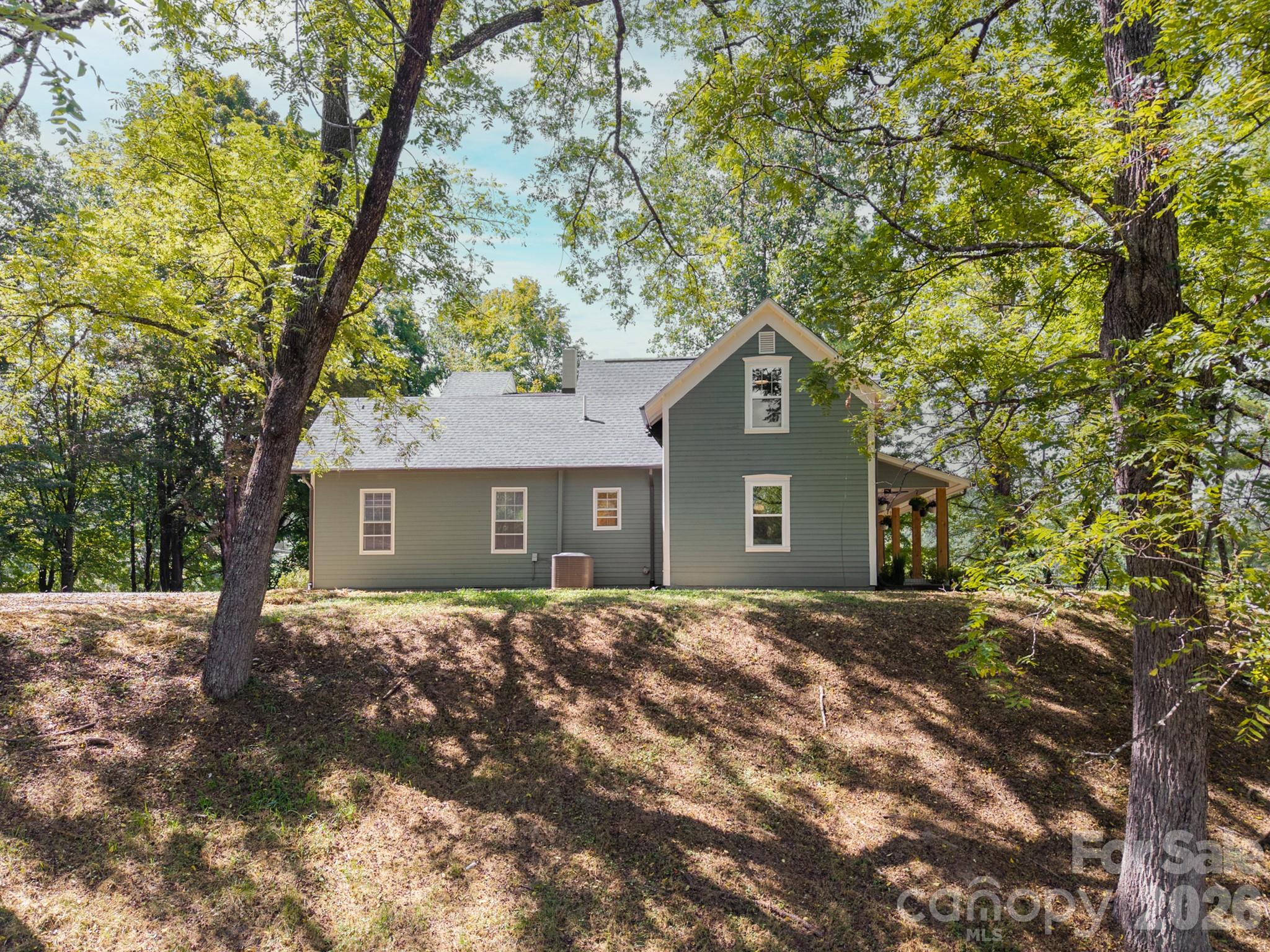 1846 Sunset Farms Road Whittier, NC 28789 - Photo 12 of 46 Gallery Image 12
