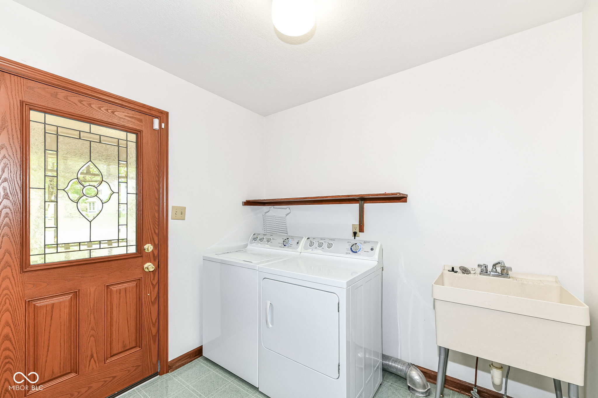 9111 Sand Key Lane Indianapolis, IN 46256 - Photo 19 of 38