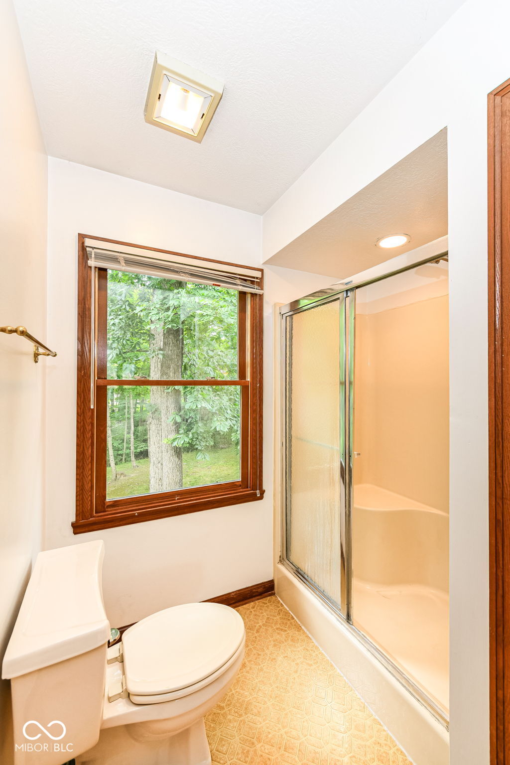 9111 Sand Key Lane Indianapolis, IN 46256 - Photo 24 of 38