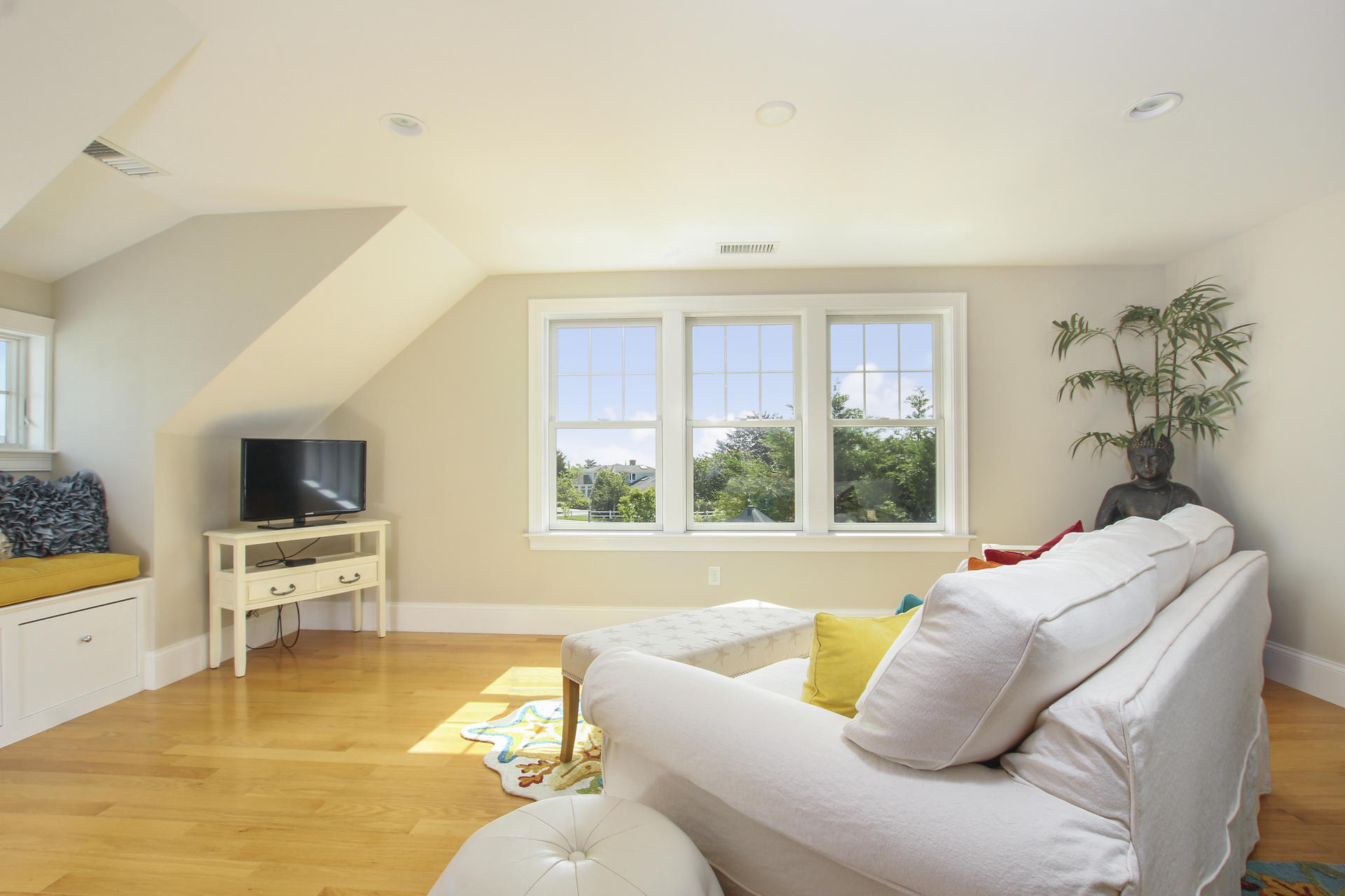 47 Briar Spring Road Orleans, MA 02653 - Photo 14 of 30 a living room with furniture and a flat screen tv