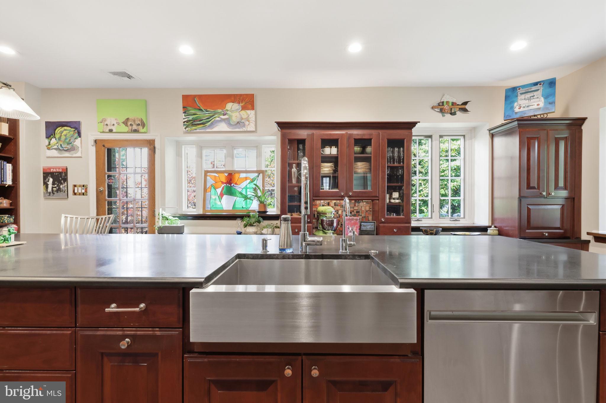 509 Roumfort Road Philadelphia, PA 19119 - Photo 25 of 82