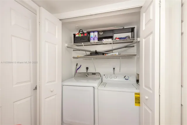 $635,000 | 1155 Brickell Bay Drive, Unit 3403, Miami, FL 33131