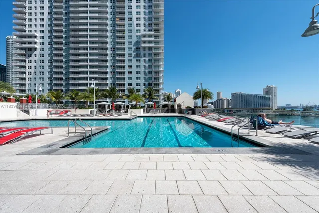 $635,000 | 1155 Brickell Bay Drive, Unit 3403, Miami, FL 33131
