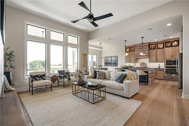 $989,890 | 11227 South Sunray Drive, Olathe, KS 66061