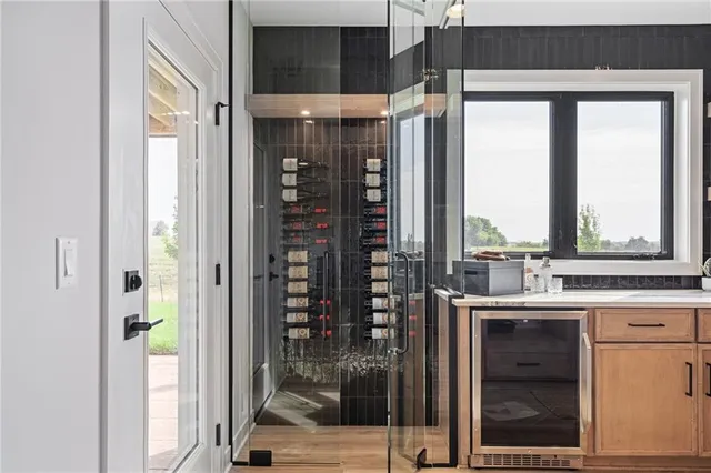 $989,890 | 11227 South Sunray Drive, Olathe, KS 66061