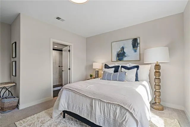 $989,890 | 11227 South Sunray Drive, Olathe, KS 66061