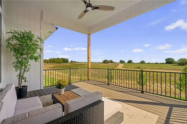 $989,890 | 11227 South Sunray Drive, Olathe, KS 66061